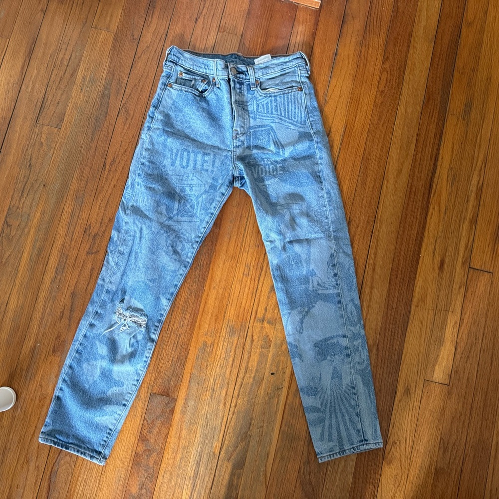 Levi's Light Blue Straight Jeans